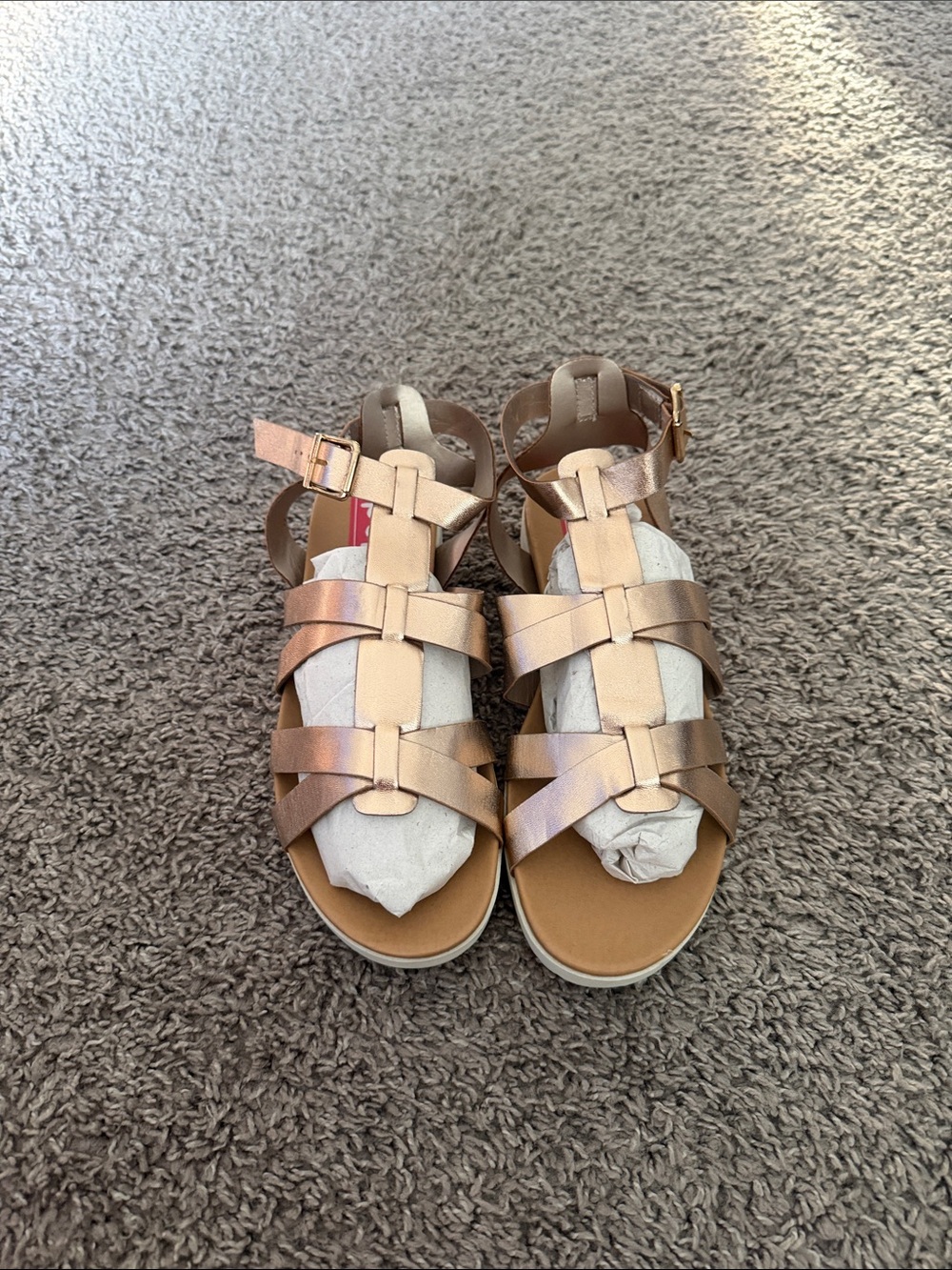 Women’s Metallic Rose Gold Gladiator Sandals with Ankle Buckle